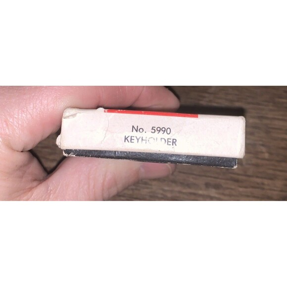 Vintage ZIPPO KEY HOLDER -- Quality Circles  --  Key Holder Keychain NOS - Picture 7 of 7